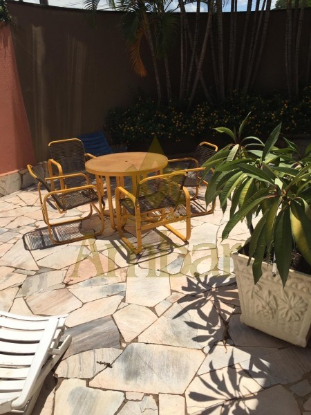 Ambar Imóveis | Imobiliária em Ribeirão Preto | Casa - Jardim São Luiz - Ribeirão Preto