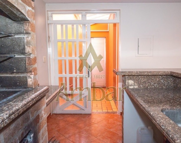 Sobrado à venda com 3 quartos, 280m² - Foto 25