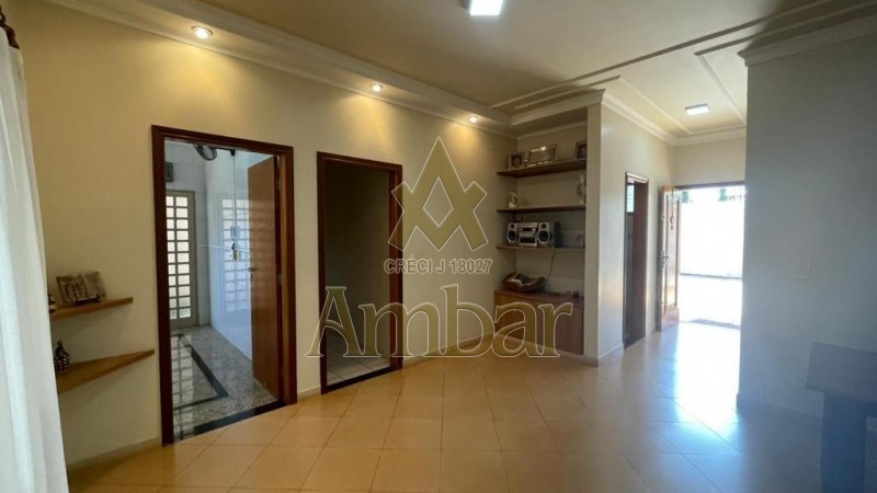 Ambar Imóveis | Imobiliária em Ribeirão Preto | Casa de Condomínio - Centro - Jardinopolis