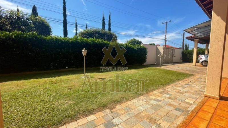 Ambar Imóveis | Imobiliária em Ribeirão Preto | Casa de Condomínio - Centro - Jardinopolis