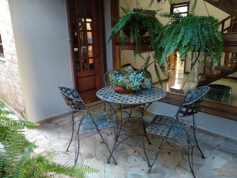 Sobrado à venda com 3 quartos, 325m² - Foto 8