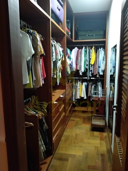 Sobrado à venda com 3 quartos, 325m² - Foto 31