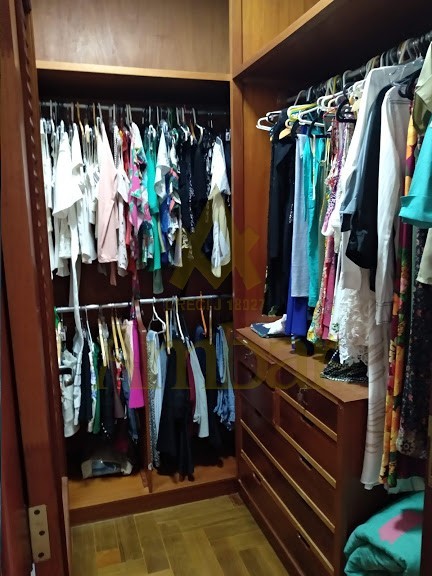 Sobrado à venda com 3 quartos, 325m² - Foto 40