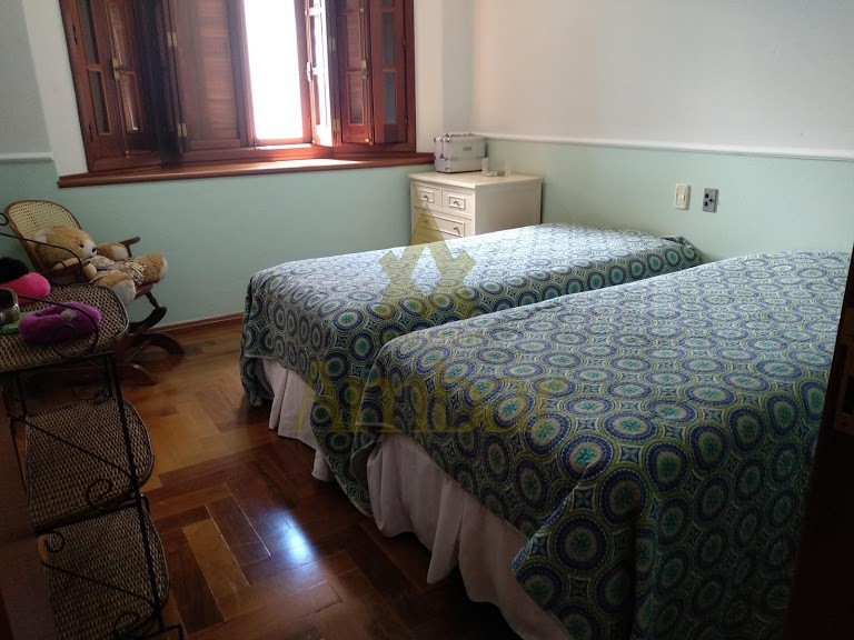Sobrado à venda com 3 quartos, 325m² - Foto 35