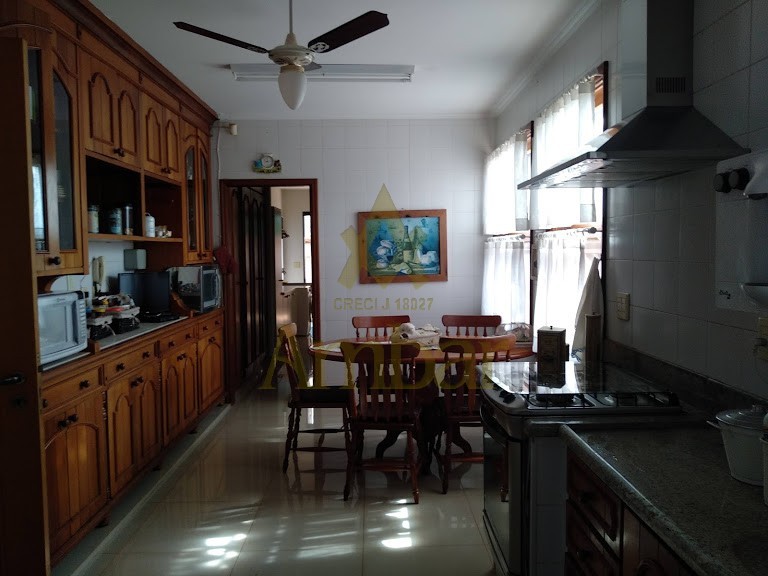 Sobrado à venda com 3 quartos, 325m² - Foto 5