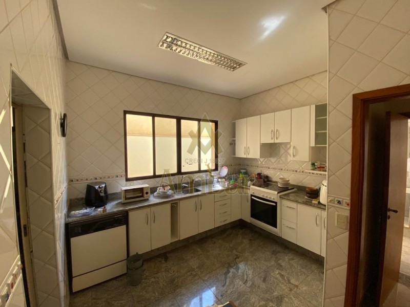 Casa de Condomínio à venda e aluguel com 4 quartos, 450m² - Foto 9