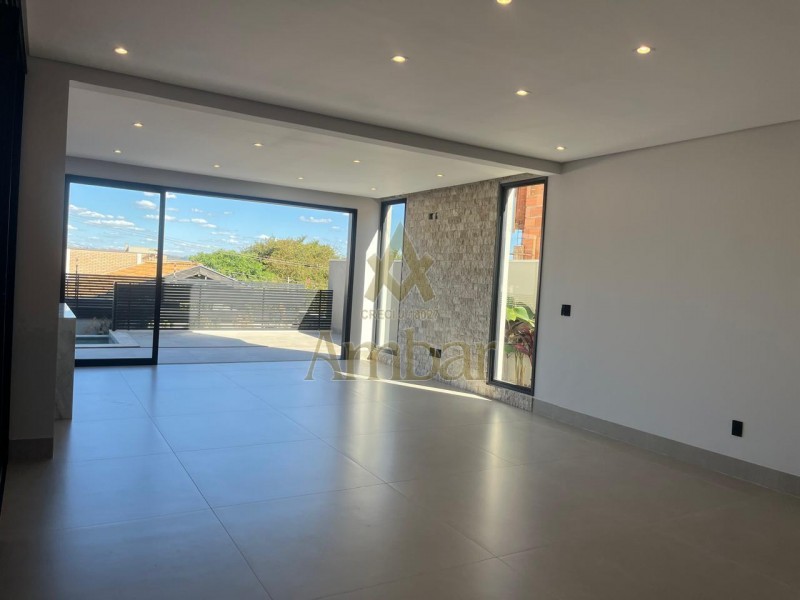 Ambar Imóveis | Imobiliária em Ribeirão Preto | Casa de Condomínio - Vila do Golf - Ribeirão Preto