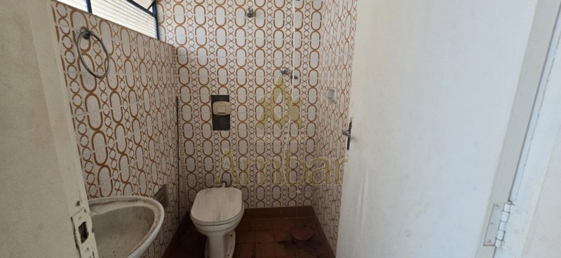 Casa para alugar com 4 quartos, 191m² - Foto 9