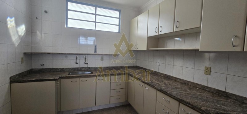 Casa para alugar com 4 quartos, 191m² - Foto 4