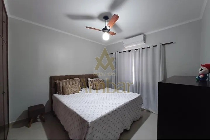Casa para alugar com 4 quartos, 250m² - Foto 17