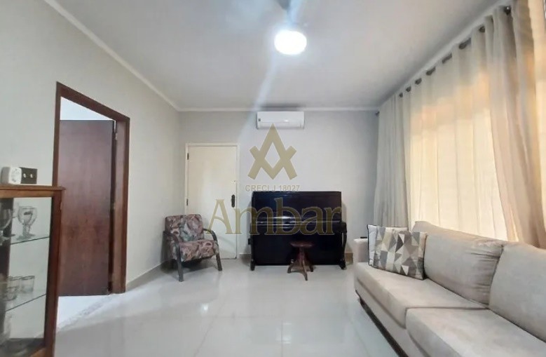 Casa para alugar com 4 quartos, 250m² - Foto 15