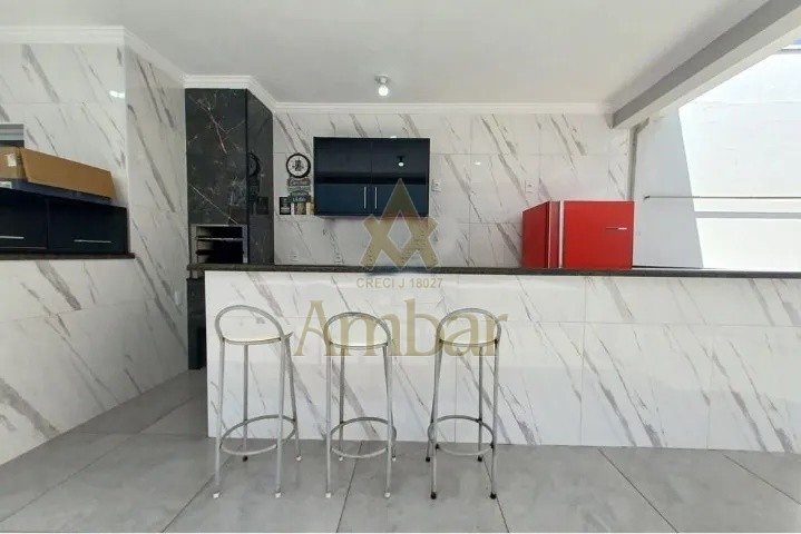 Casa para alugar com 4 quartos, 250m² - Foto 3