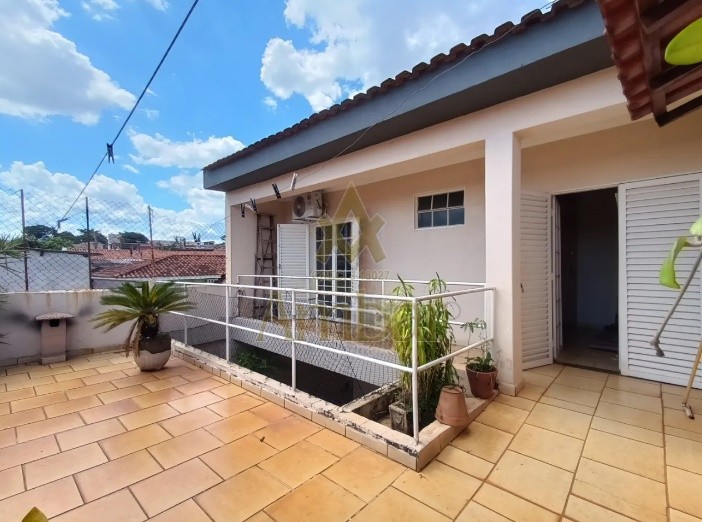 Ambar Imóveis | Imobiliária em Ribeirão Preto | Casa - Sumarezinho - Ribeirão Preto