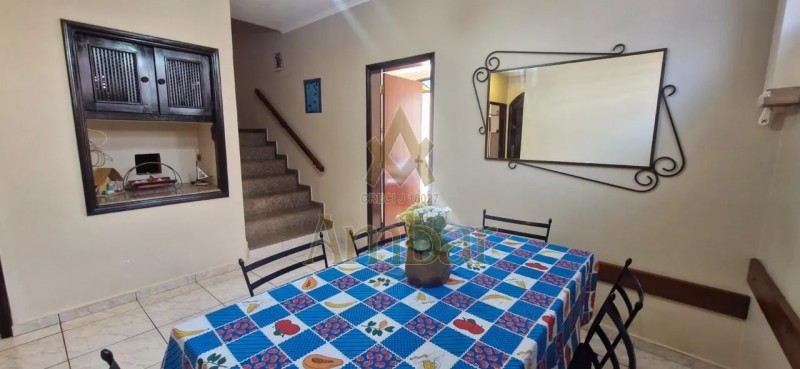 Ambar Imóveis | Imobiliária em Ribeirão Preto | Casa - Sumarezinho - Ribeirão Preto