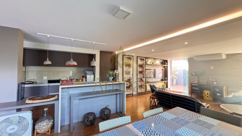 Ambar Imóveis | Imobiliária em Ribeirão Preto | Casa de Condomínio - Quinta dos Oitis - ARARAQUARA