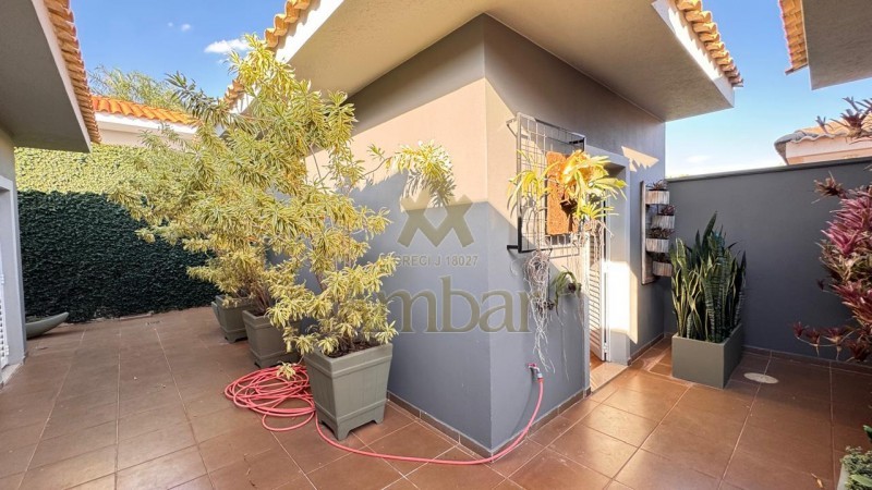 Ambar Imóveis | Imobiliária em Ribeirão Preto | Casa de Condomínio - Quinta dos Oitis - ARARAQUARA
