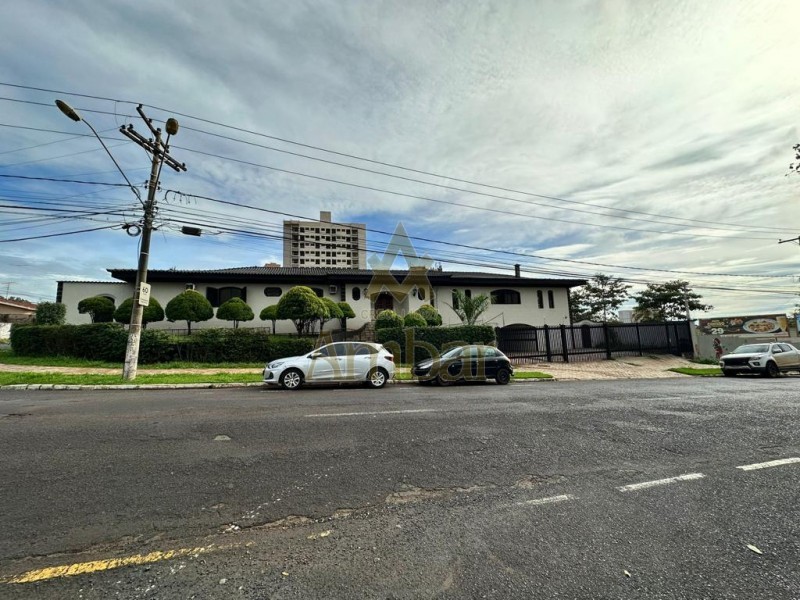 Ambar Imóveis | Imobiliária em Ribeirão Preto | Casa - Ribeirânia - Ribeirão Preto