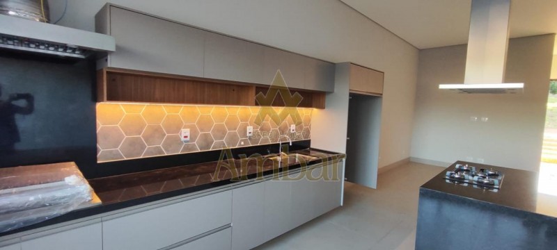 Casa de Condomínio para alugar com 3 quartos, 137m² - Foto 13
