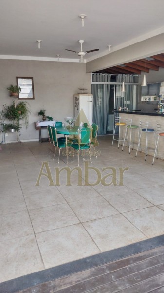 Sobrado para alugar com 2 quartos, 269m² - Foto 14