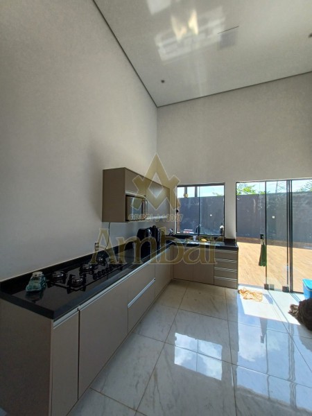 Ambar Imóveis | Imobiliária em Ribeirão Preto | Casa - Ribeirânia - Ribeirão Preto